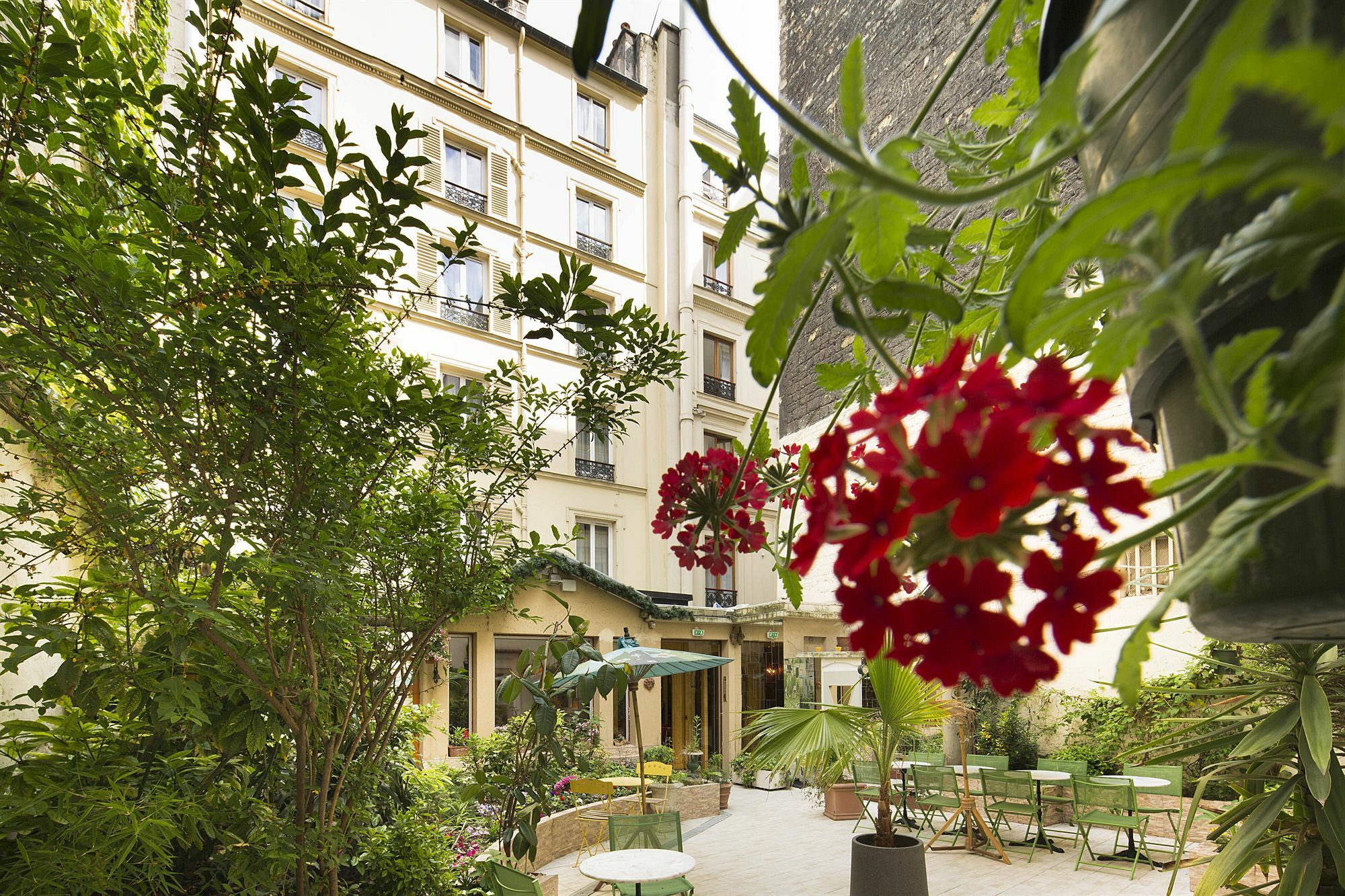 Hotel Bienvenue Paris Exterior photo